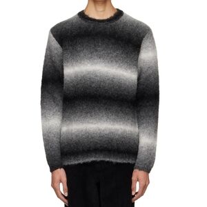 Vince Men's Ombre Black and Gray Crewneck Sweater